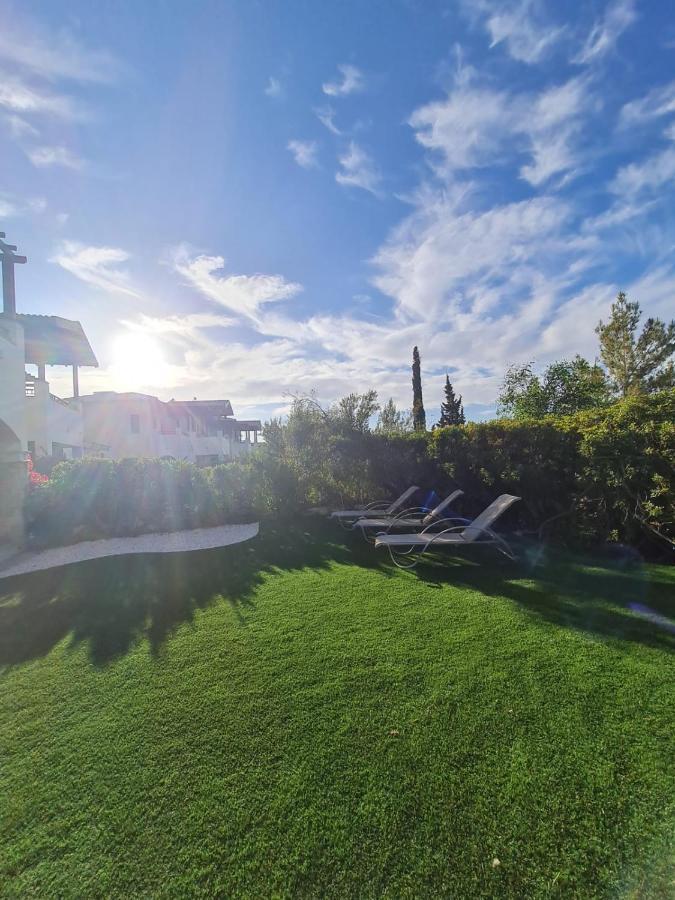 Helios Heights Spirits, Aphrodite Hills Golf Resort Kouklia Exterior foto