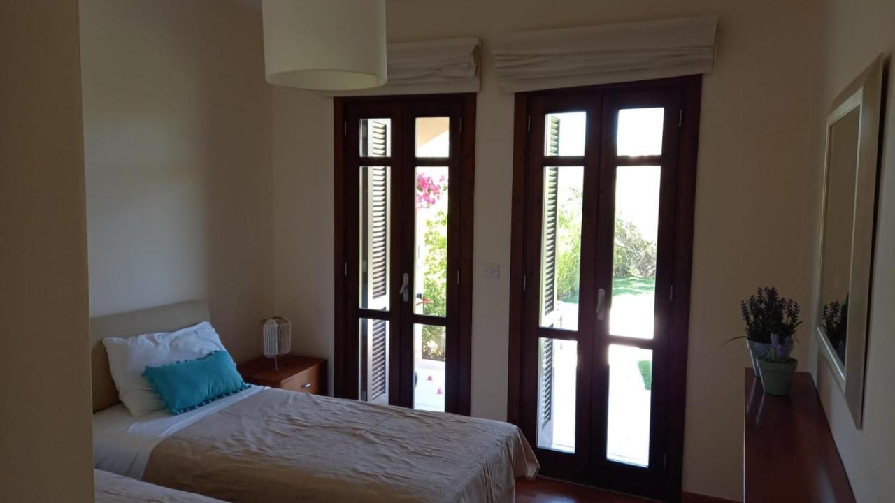 Helios Heights Spirits, Aphrodite Hills Golf Resort Kouklia Exterior foto